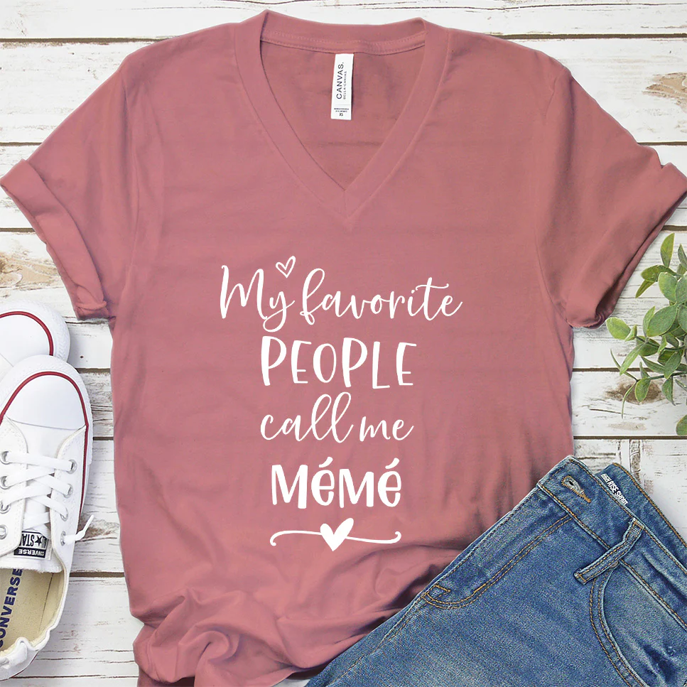 My Favorite People Call Me M  m   V-Neck - Aitapkir